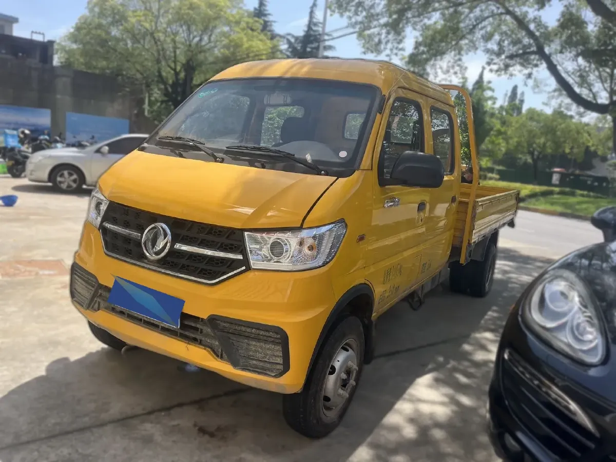 2023 DongFeng DFSK D71 1.6L 122HP L4 5MT,autocango,china used car exporter,china ev exporter,chinese used car exporter,chinese used ev exporter