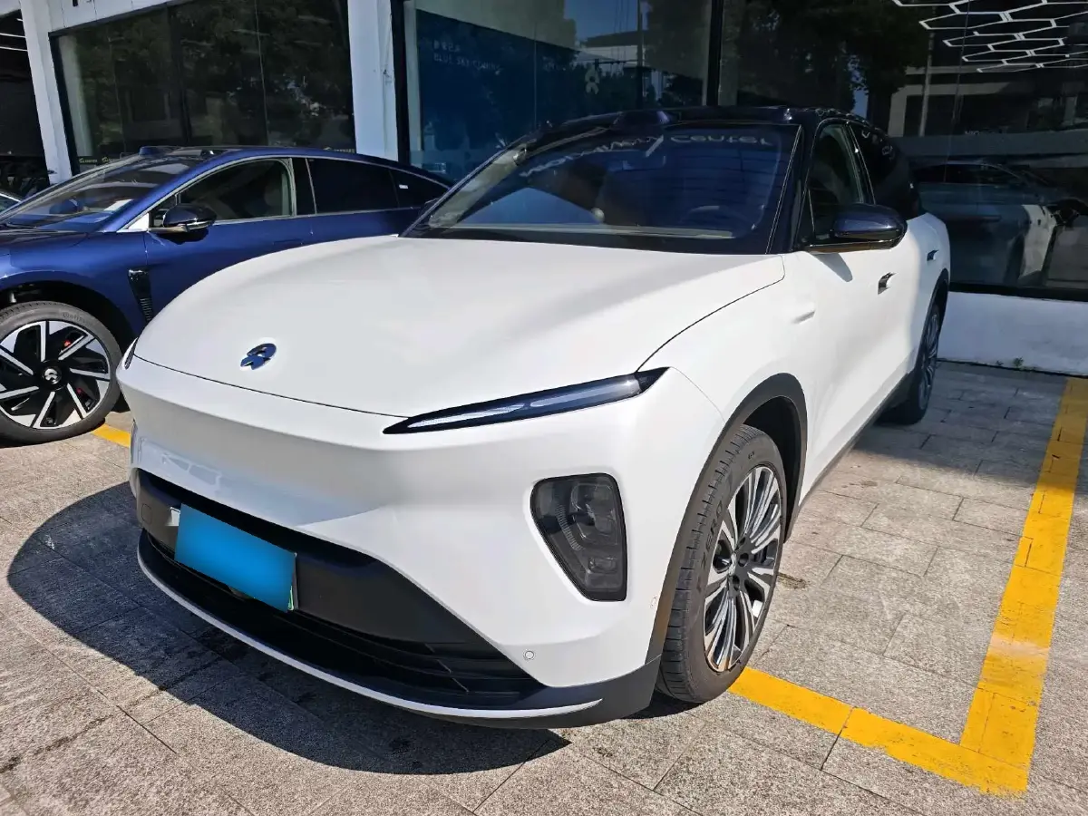 2024 NIO ES8 BEV 75KWH