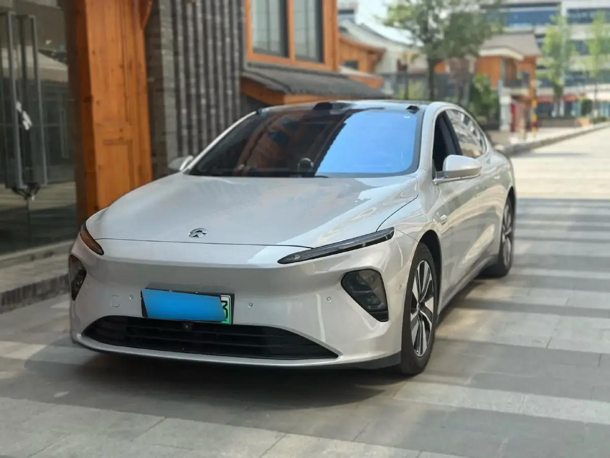 2023 NIO ET7 BEV 75KWH