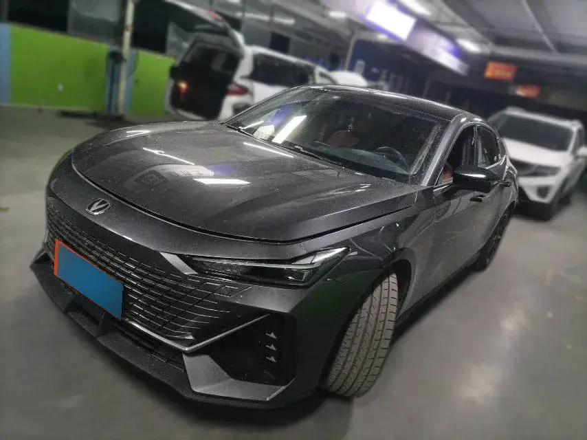 2022 ChangAn UNI-V 1.5T 188HP L4 7DCT