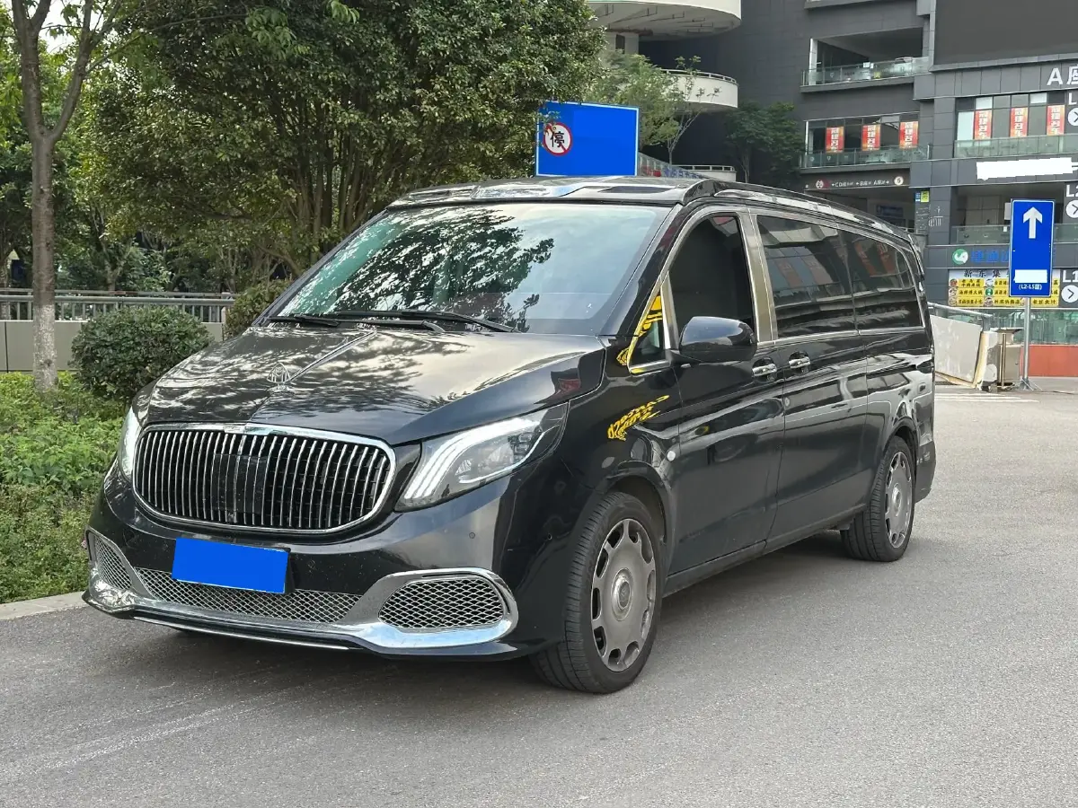 2023 Mercedes-Benz Vito 2.0T 211HP L4 9AT