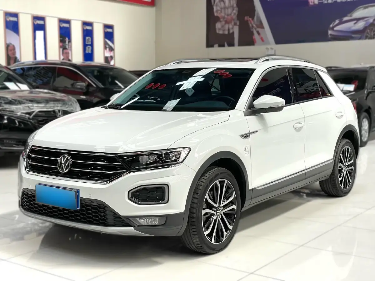 2022 Volkswagen T-Roc 1.4T 150HP L4 7DCT