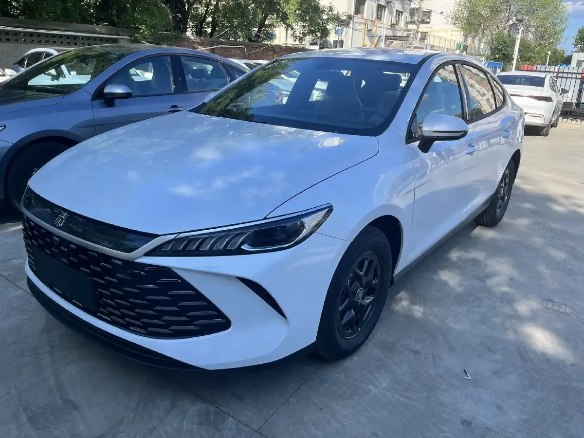 2025 BYD Qin Plus 1.5L 101HP L4 E-CVT PHEV 7.68KWH
