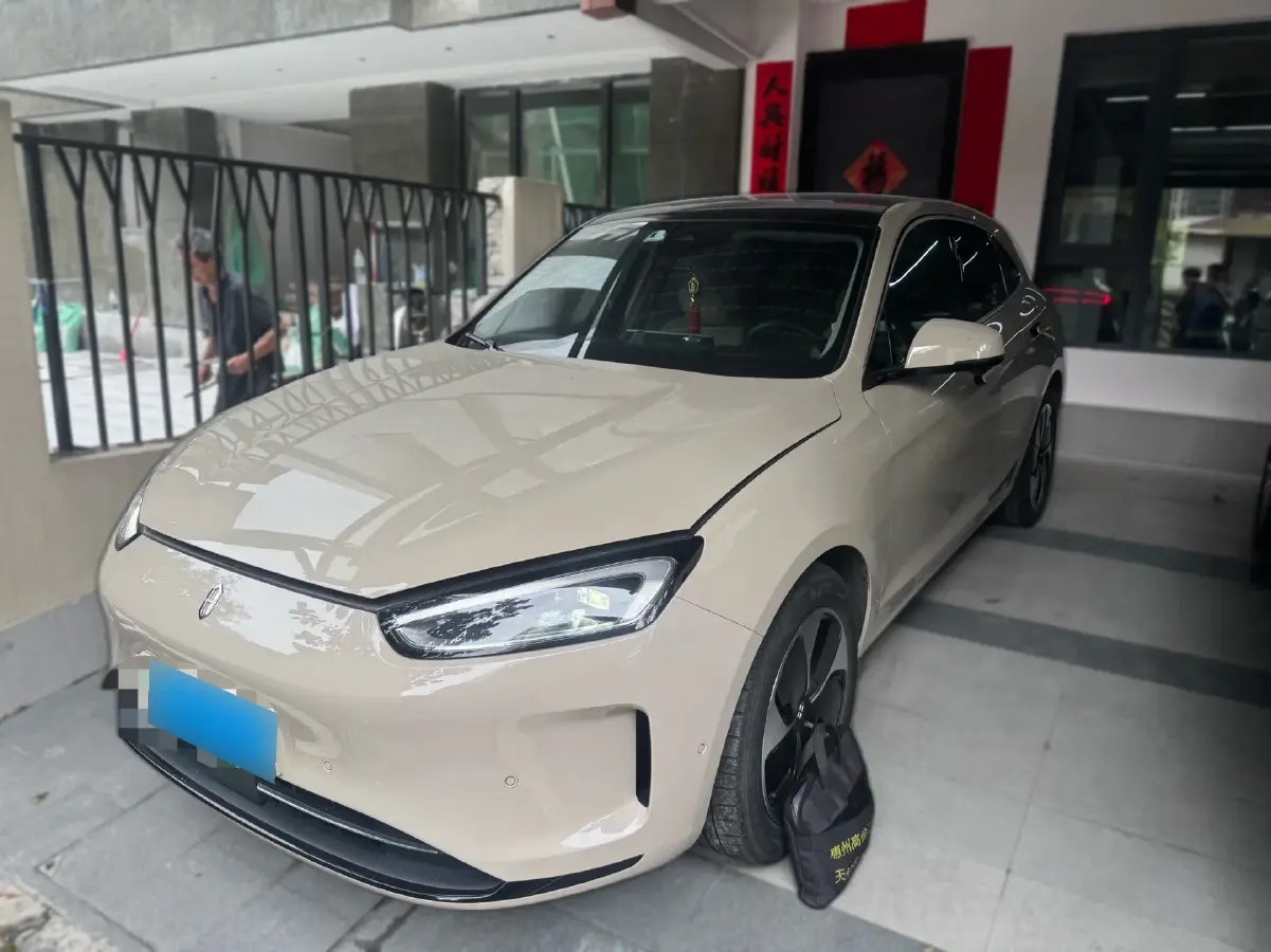 2022 HIMA AITO M5 Range Extended 125HP REEV 40KWH