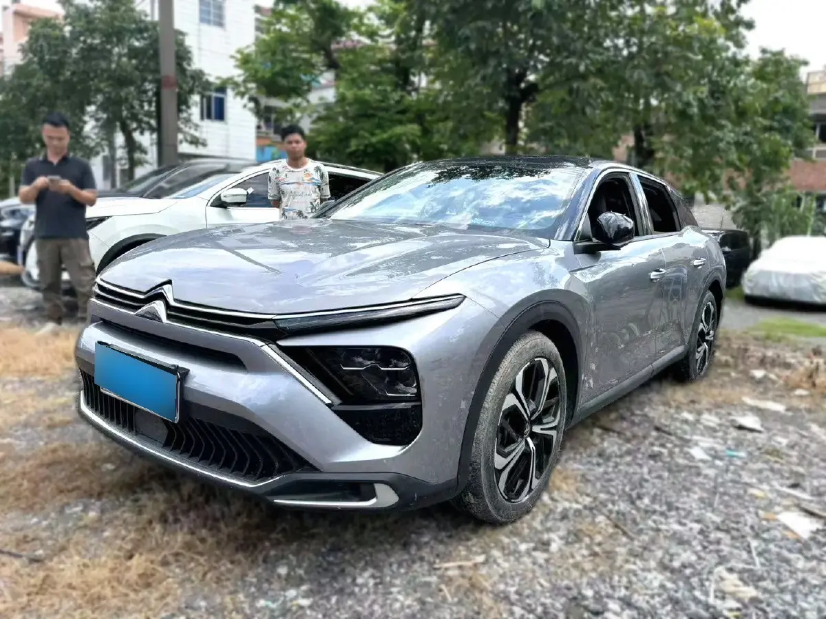 2022 Citroen C5 X 1.6T 175HP L4 8AT