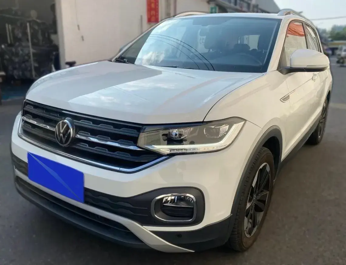 2021 Volkswagen Tacqua 1.5L 113HP L4 6AT