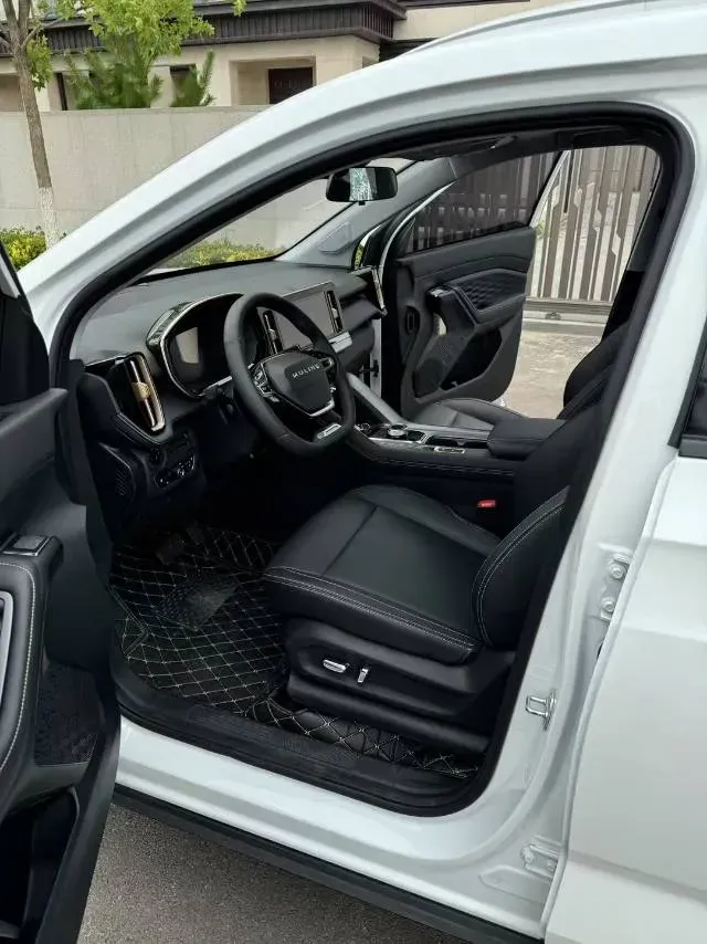 2023 WuLing XingYun 2.0L 136HP L4 1DHT Hybrid 1.8KWH,autocango,china used car exporter,china ev exporter,chinese used car exporter,chinese used ev exporter