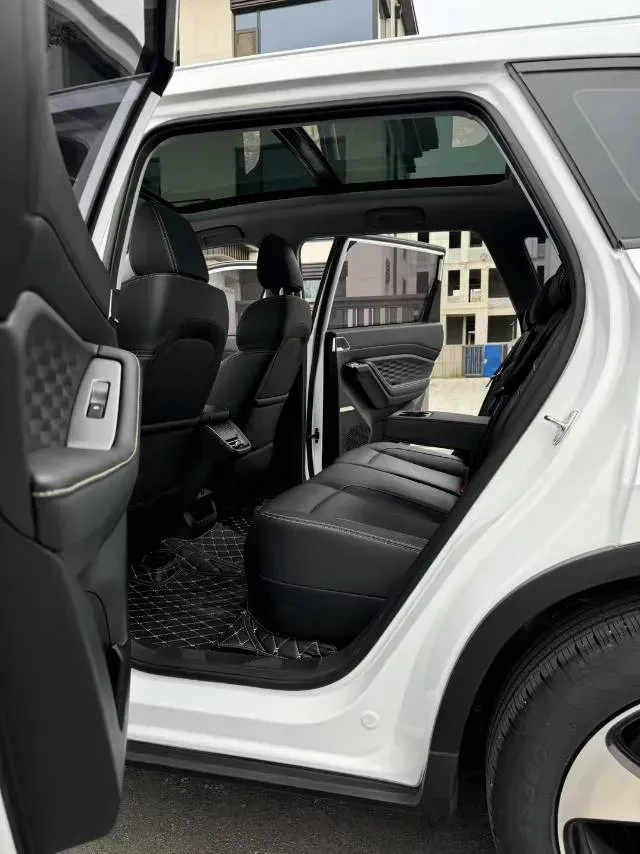 2023 WuLing XingYun 2.0L 136HP L4 1DHT Hybrid 1.8KWH,autocango,china used car exporter,china ev exporter,chinese used car exporter,chinese used ev exporter