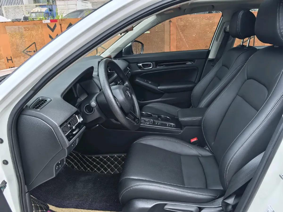 2025 Honda Civic 1.5T 129HP L4 CVT,autocango,china used car exporter,china ev exporter,chinese used car exporter,chinese used ev exporter