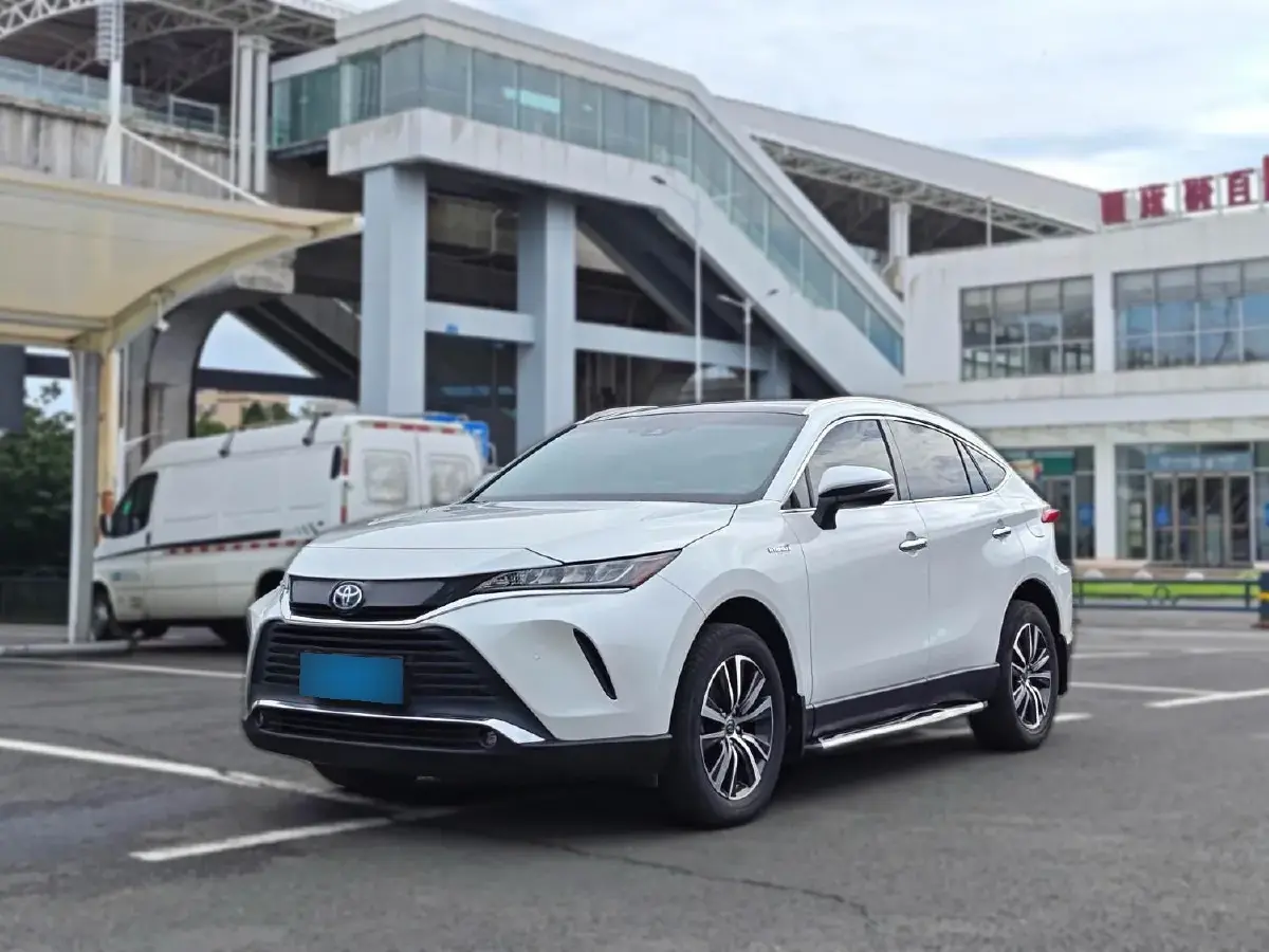 2022 Toyota Harrier 2.5L 178HP L4 E-CVT Hybrid