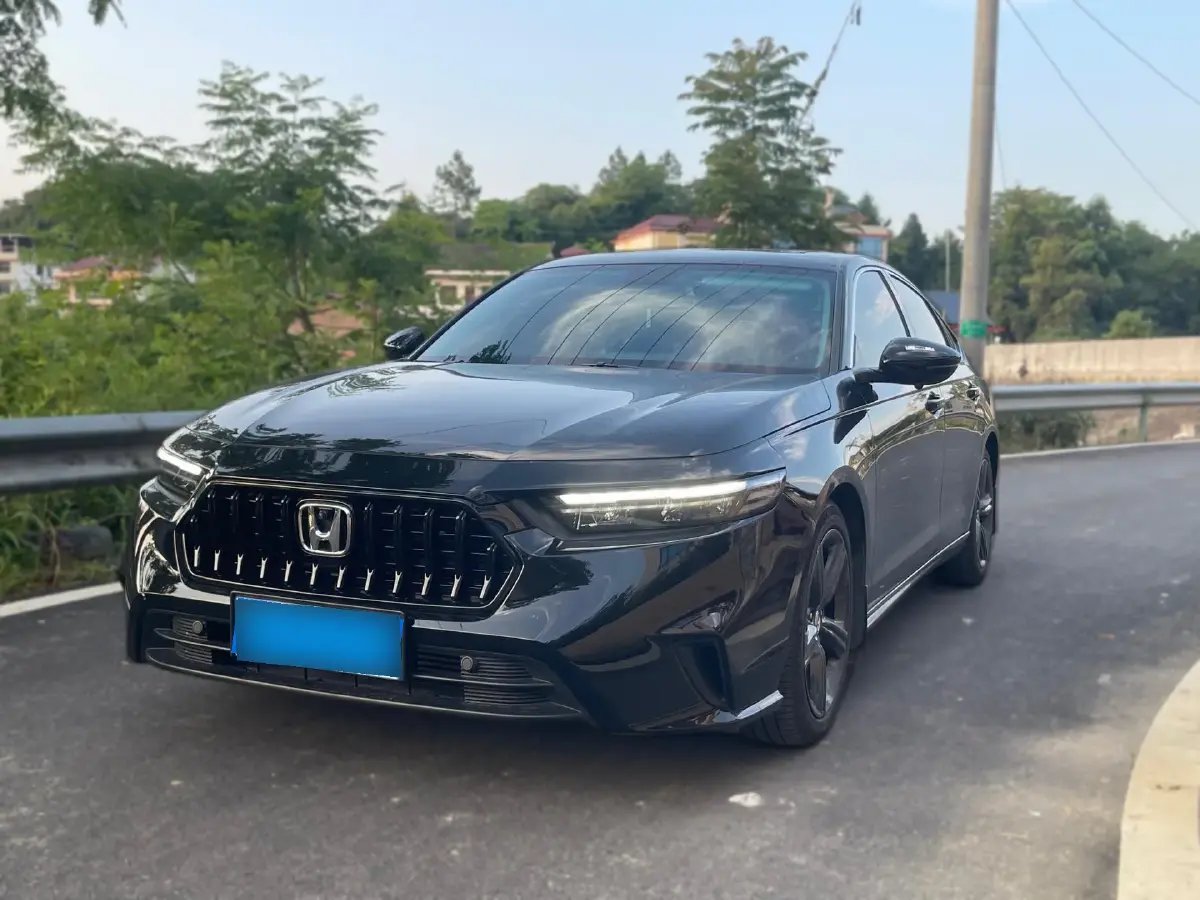 2023 Honda Inspire 1.5T 192HP L4 CVT