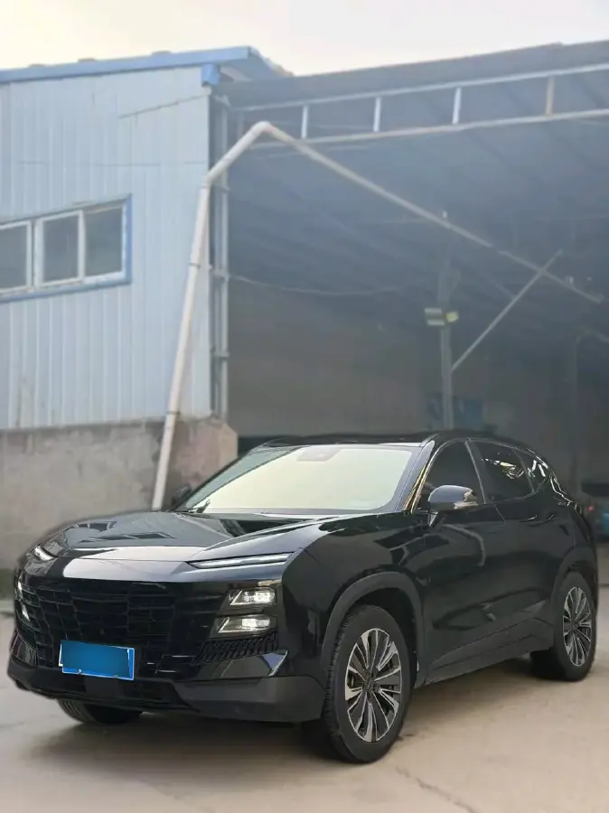 2022 Jetour DASHING 1.6T 197HP L4 7DCT