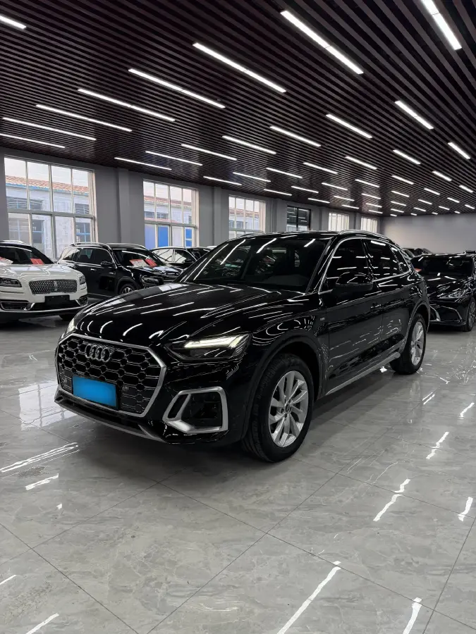 2022 Audi Q5L 2.0T 190HP L4 7DCT