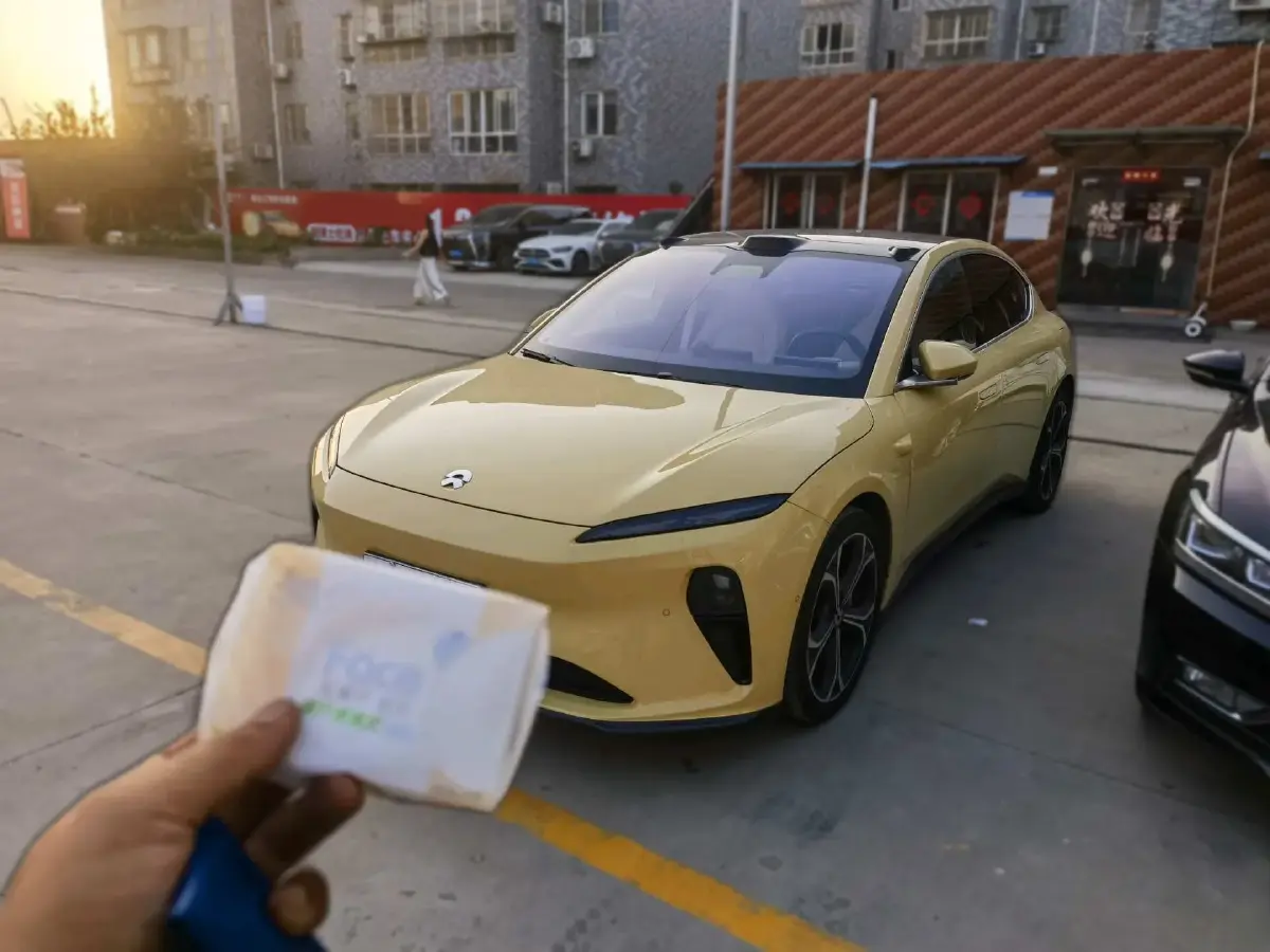 2024 NIO ET5 BEV 75KWH