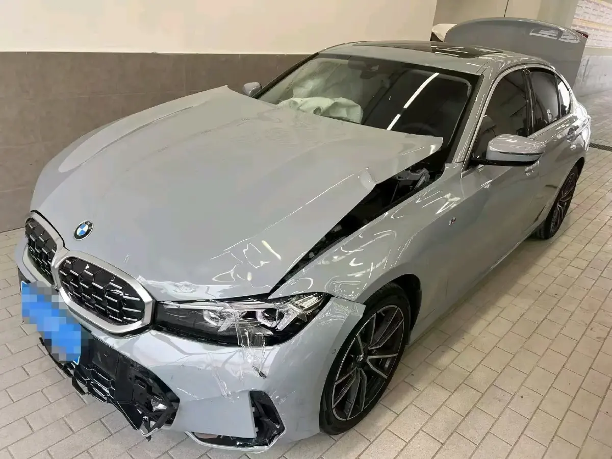 2024 BMW 3 Series 2.0T 184HP L4 8AT