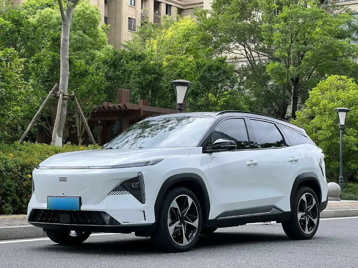 2023 Geely Galaxy L7 1.5T 163HP L4 3DHT PHEV 18.7KWH