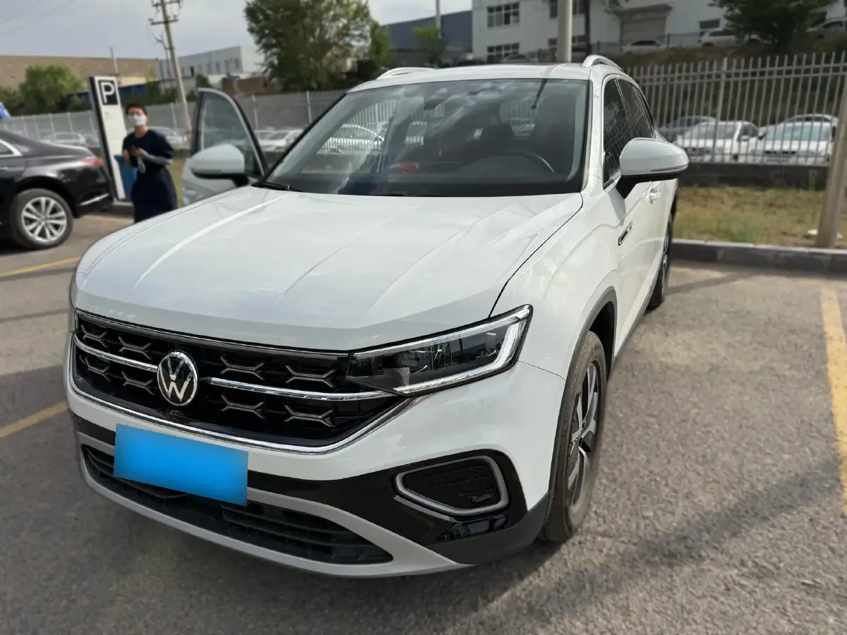 2024 Volkswagen Tayron 1.5T 160HP L4 7DCT