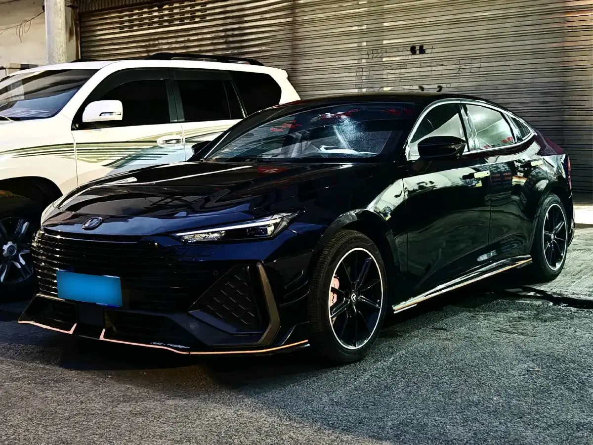 2022 ChangAn UNI-V 2.0T 233HP L4 8AT