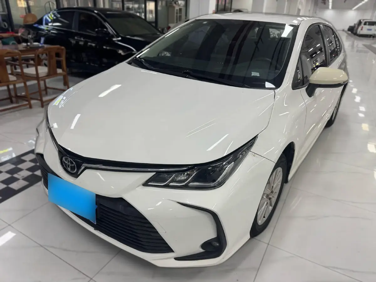 2021 Toyota Corolla 1.2T 116HP L4 CVT