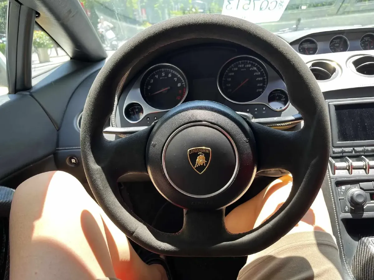 2009 Lamborghini Gallardo 5.2L 560HP V10 6AMT,autocango,china used car exporter,china ev exporter,chinese used car exporter,chinese used ev exporter