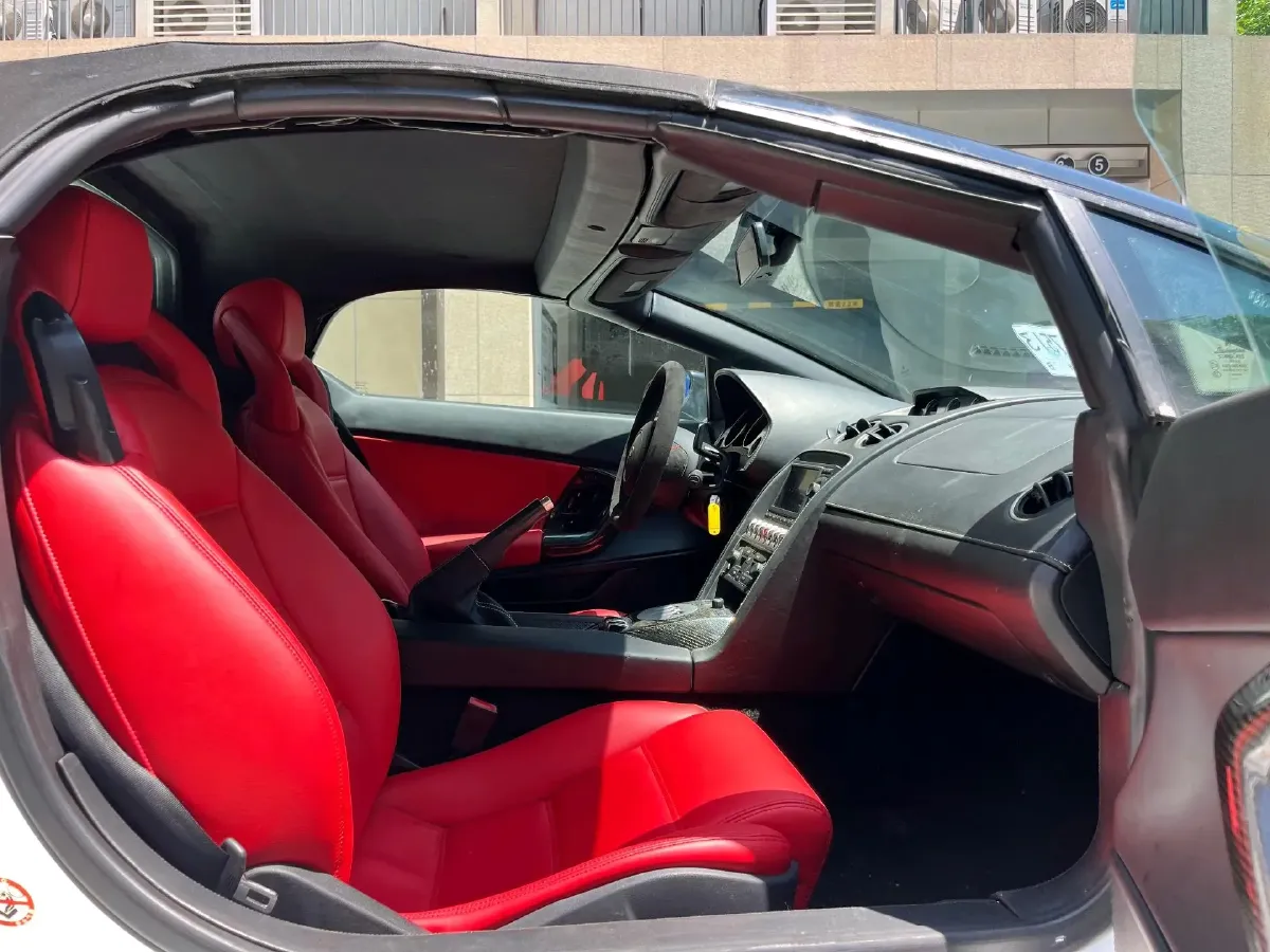 2009 Lamborghini Gallardo 5.2L 560HP V10 6AMT,autocango,china used car exporter,china ev exporter,chinese used car exporter,chinese used ev exporter