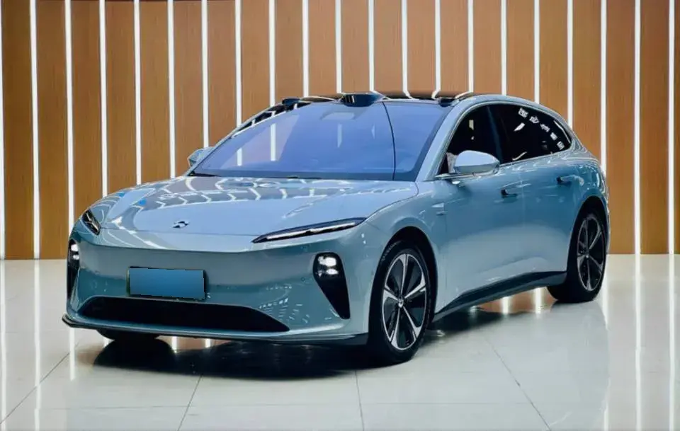 2024 NIO ET5T BEV 75KWH