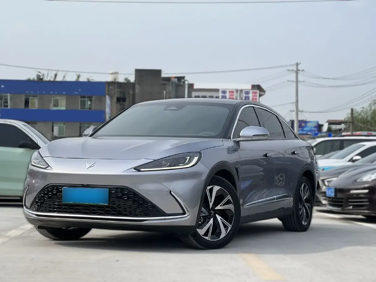 2022 ARCFOX αS BEV 65.6KWH