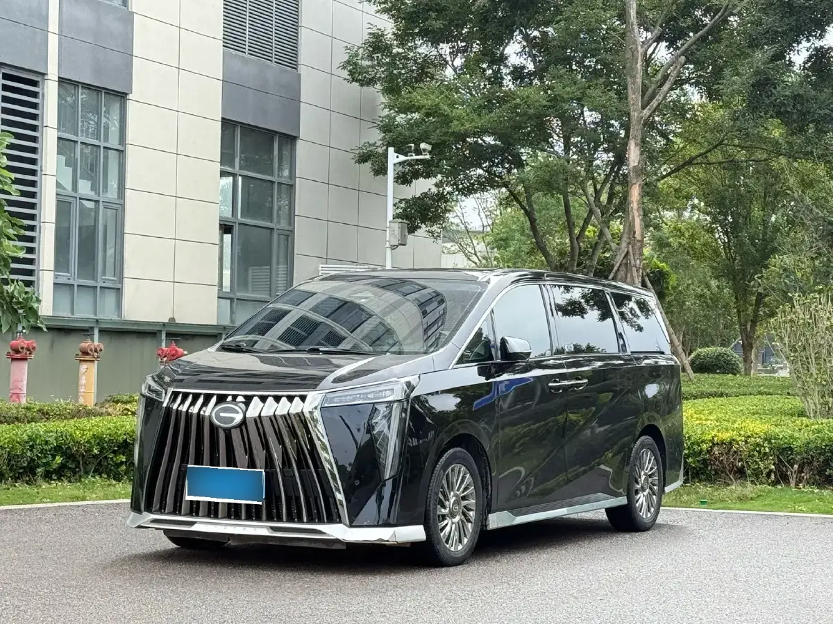 2023 GAC Trumpchi M8 2.0T 252HP L4 8AT