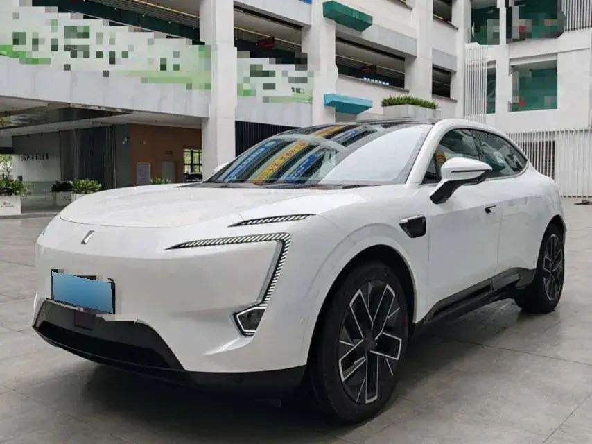 2023 Avatr 11 BEV 90KWH