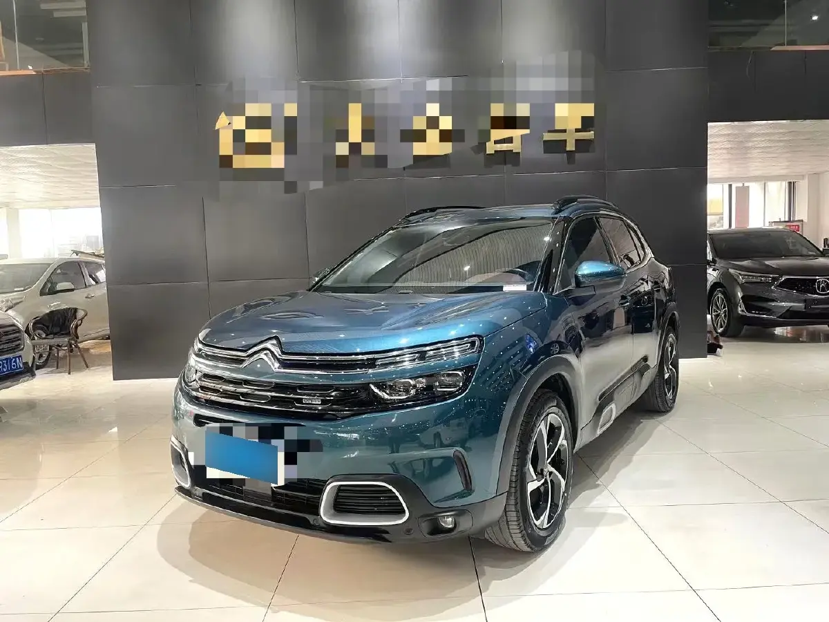 2021 Citroen C5 Aircross 1.8T 211HP L4 8AT