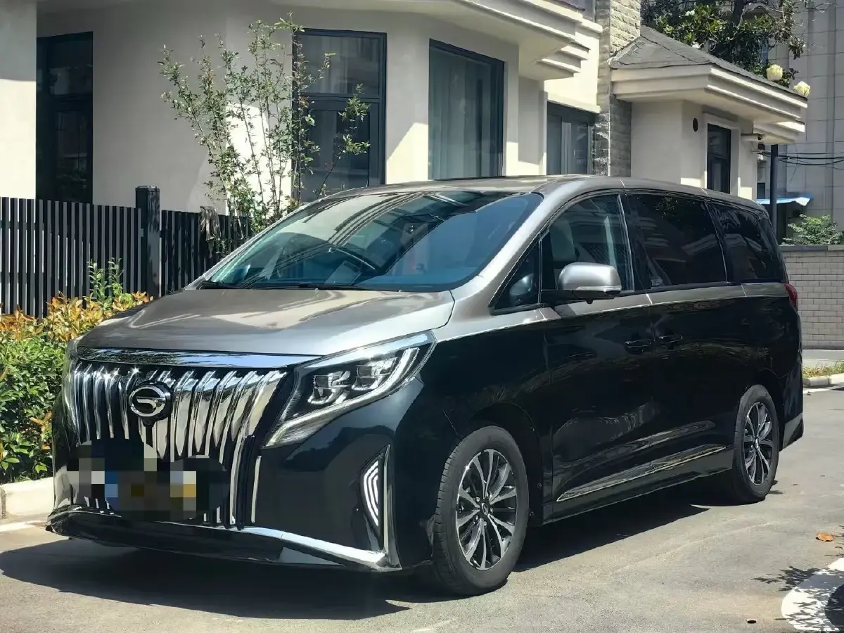 2021 GAC Trumpchi M8 2.0T 252HP L4 8AT