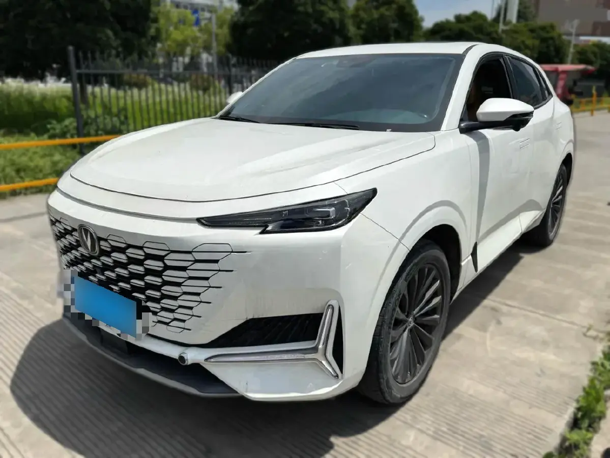 2021 ChangAn UNI-K 2.0T 233HP L4 8AT