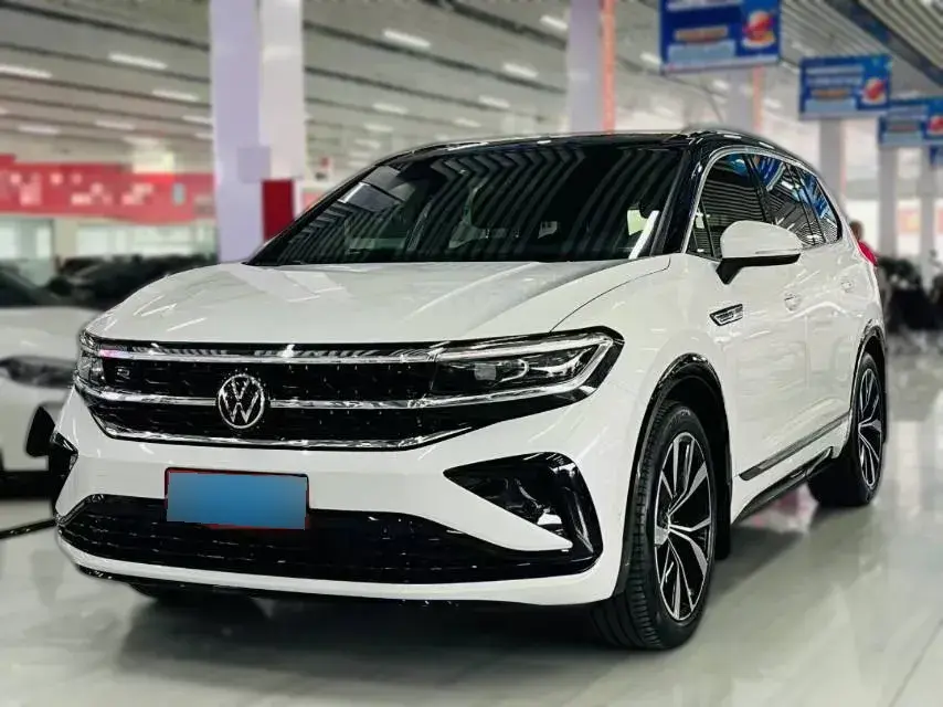 2021 Volkswagen Talagon 2.0T 220HP L4 7DCT