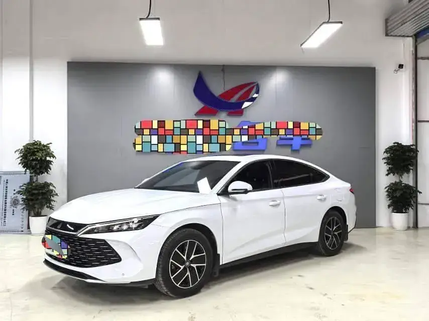 2024 BYD QinL 1.5L 101HP L4 E-CVT PHEV 15.87KWH