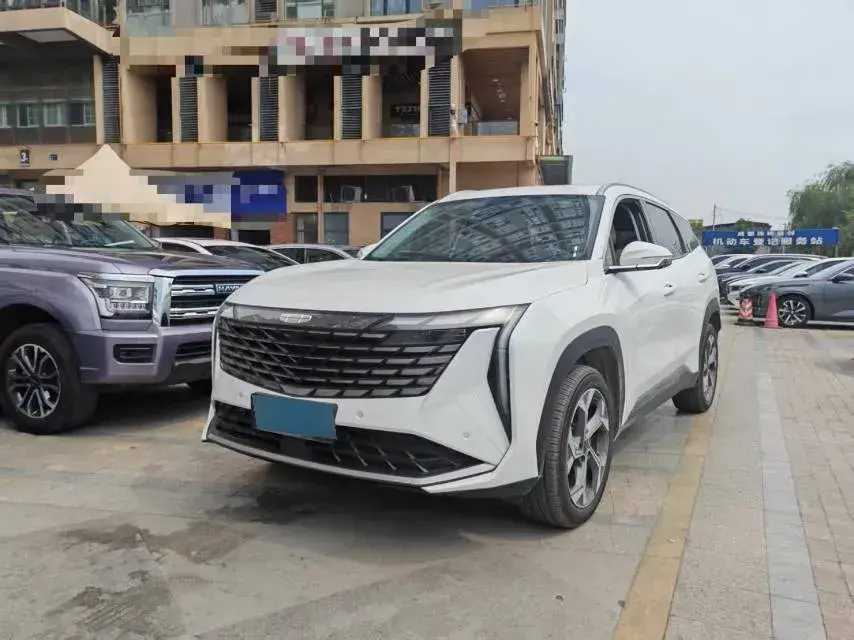 2023 Geely StarRay 1.5T 181HP L4 7DCT