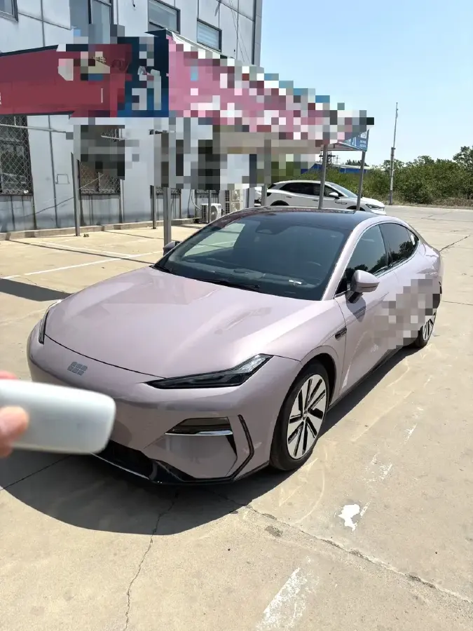 2024 Geely Galaxy E8 BEV 76KWH