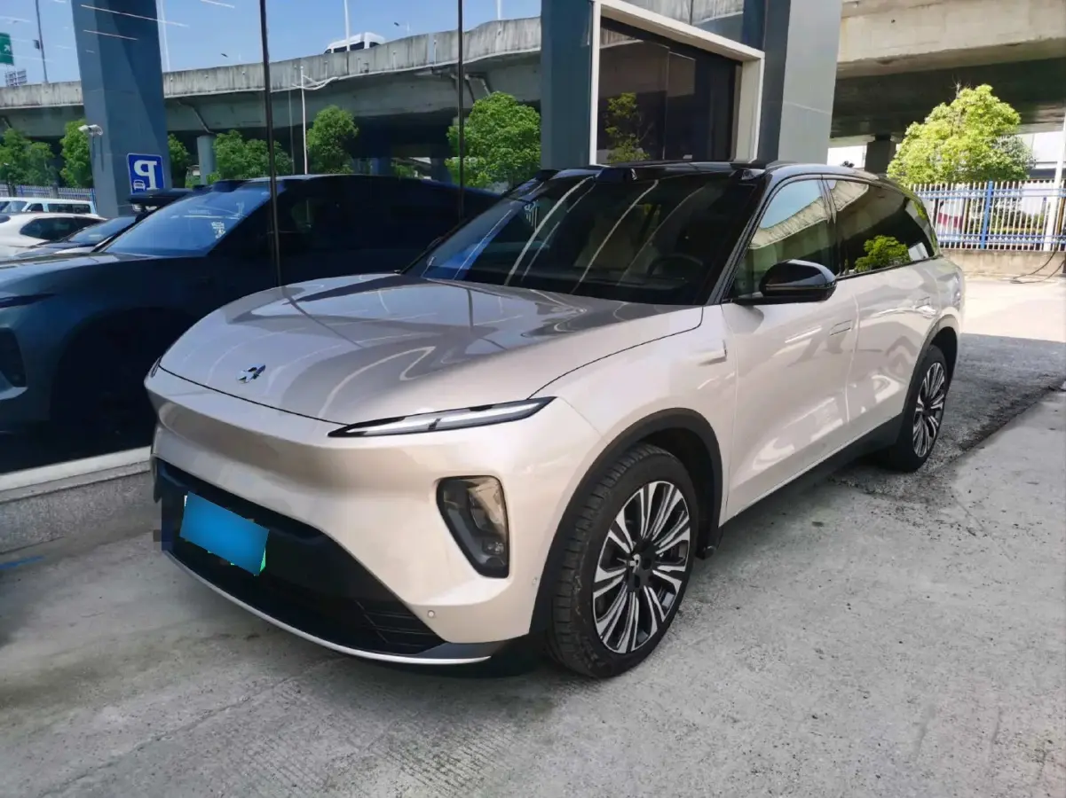 2024 NIO ES8 BEV 75KWH