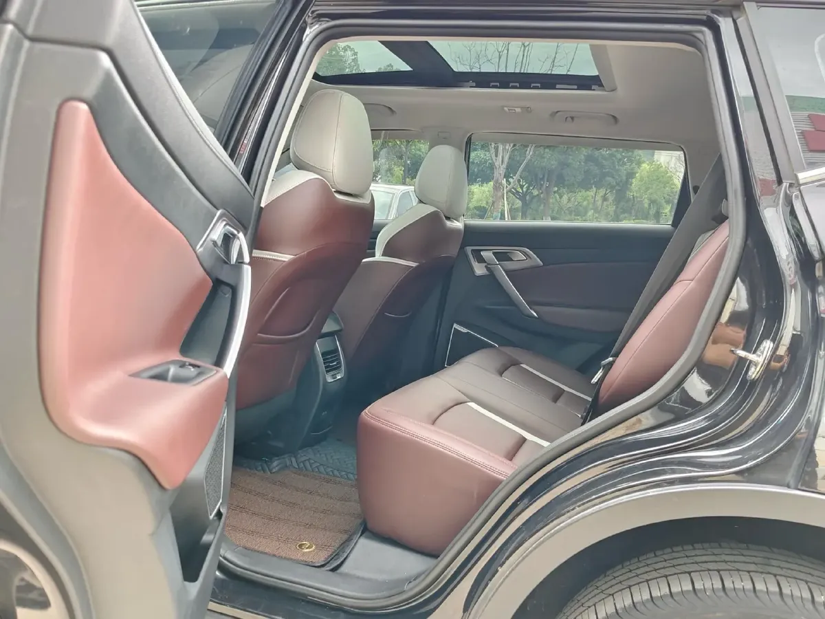 2022 Geely Azkarra 1.8T 184HP L4 7DCT,autocango,china used car exporter,china ev exporter,chinese used car exporter,chinese used ev exporter