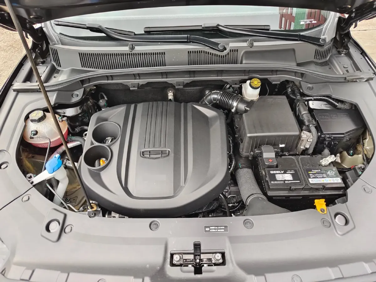 2022 Geely Azkarra 1.8T 184HP L4 7DCT,autocango,china used car exporter,china ev exporter,chinese used car exporter,chinese used ev exporter