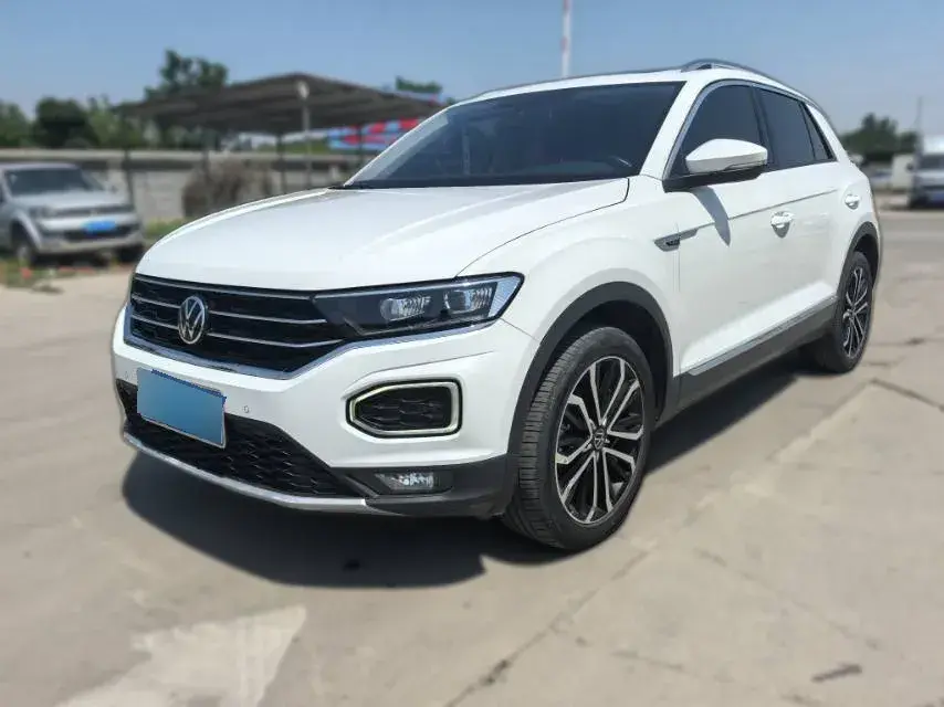 2022 Volkswagen T-Roc 1.4T 150HP L4 7DCT