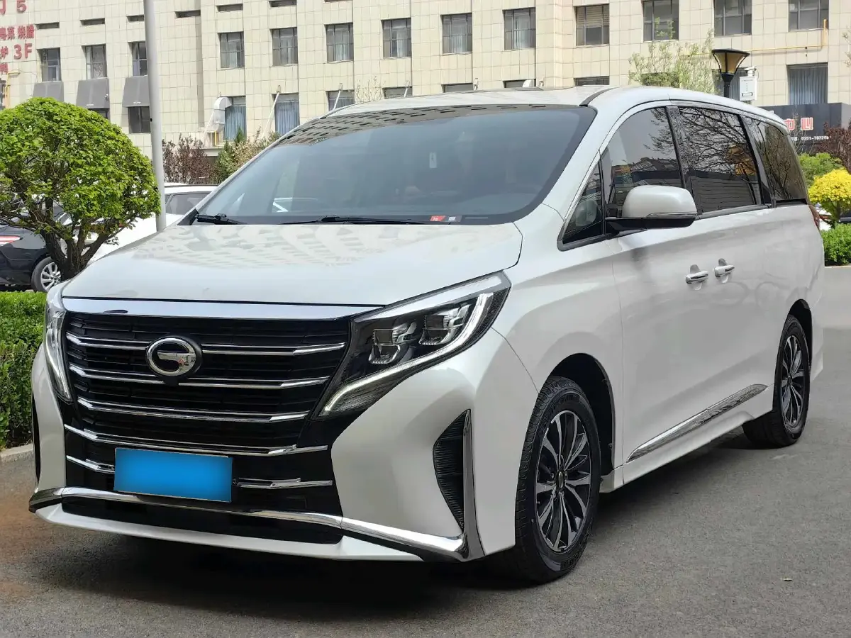 2021 GAC Trumpchi M8 2.0T 252HP L4 8AT