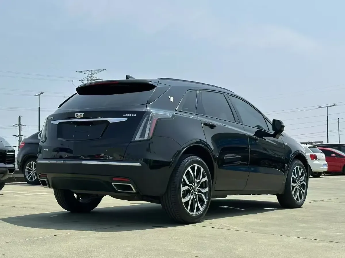2022 Cadillac XT5 2.0T 237HP L4 9AT,autocango,china used car exporter,china ev exporter,chinese used car exporter,chinese used ev exporter