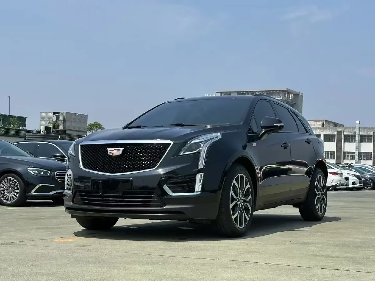 2022 Cadillac XT5 2.0T 237HP L4 9AT,autocango,china used car exporter,china ev exporter,chinese used car exporter,chinese used ev exporter