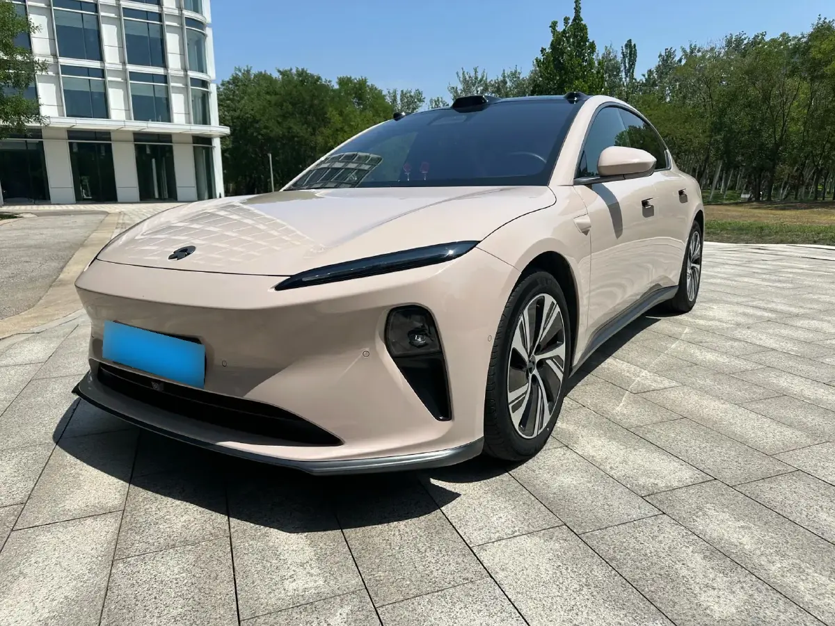 2022 NIO ET5 BEV 75KWH