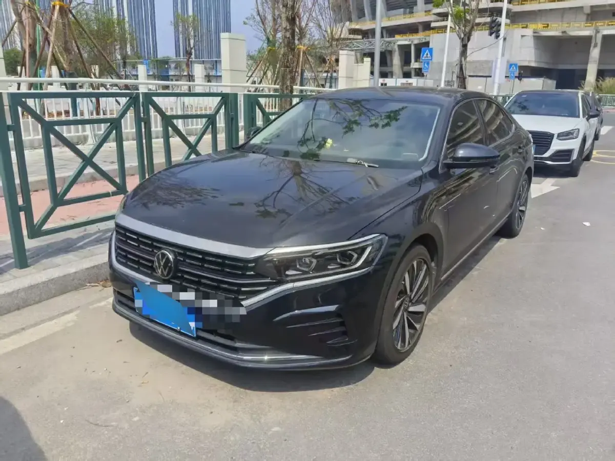 2022 Volkswagen Passat 2.0T 186HP L4 7DCT