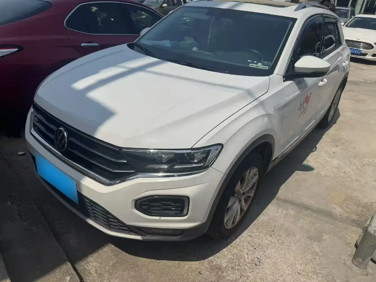 2022 Volkswagen T-Roc 1.4T 150HP L4 7DCT