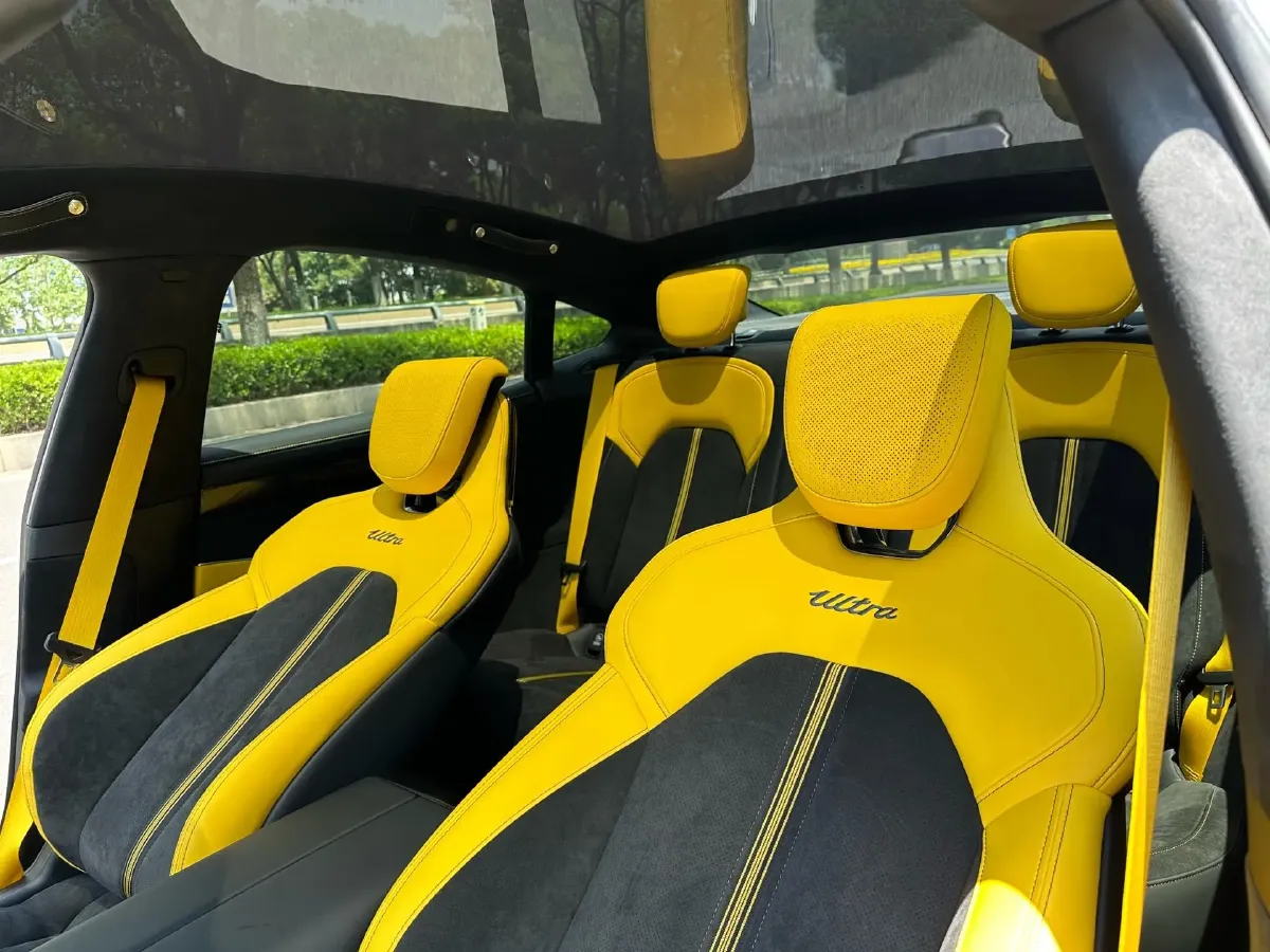 2025 MI SU7 Ultra BEV 93.7KWH,autocango,china used car exporter,china ev exporter,chinese used car exporter,chinese used ev exporter