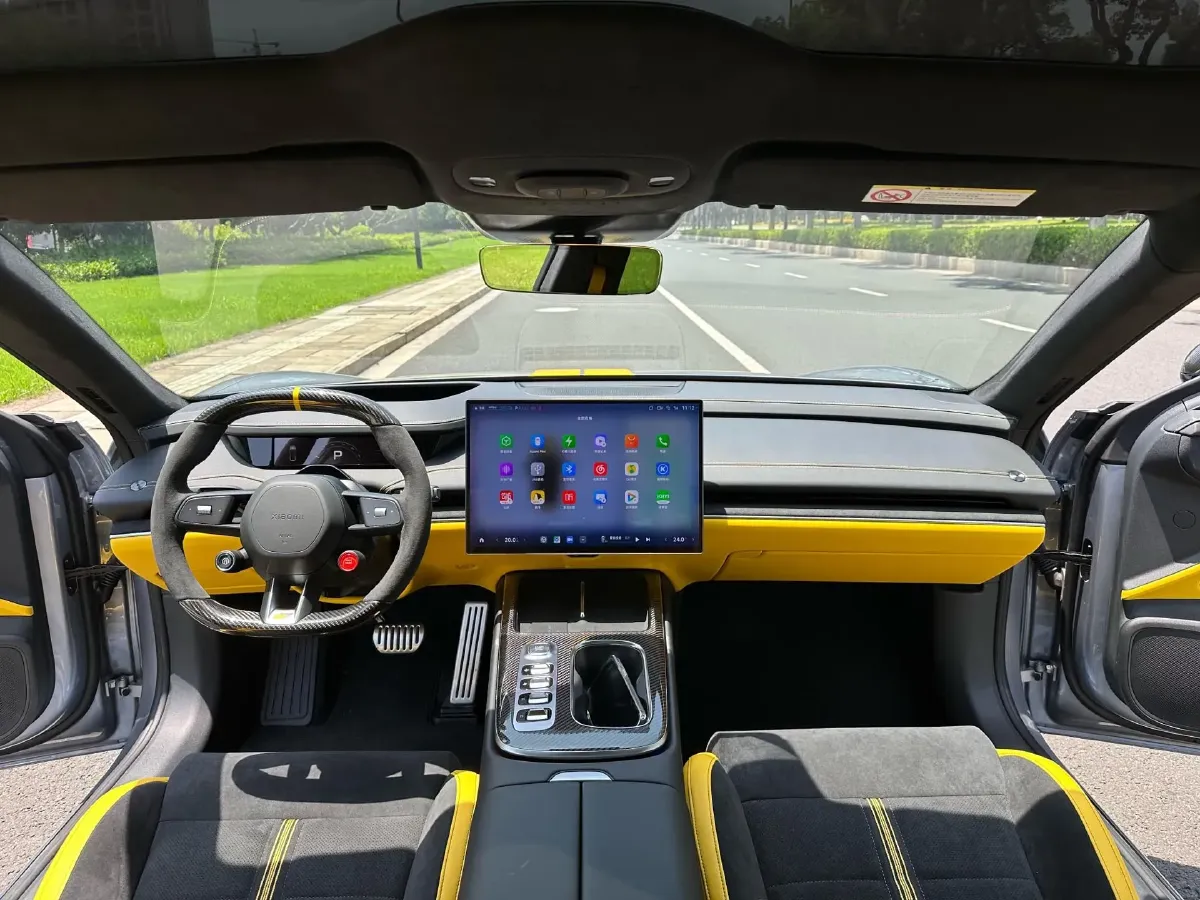 2025 MI SU7 Ultra BEV 93.7KWH,autocango,china used car exporter,china ev exporter,chinese used car exporter,chinese used ev exporter