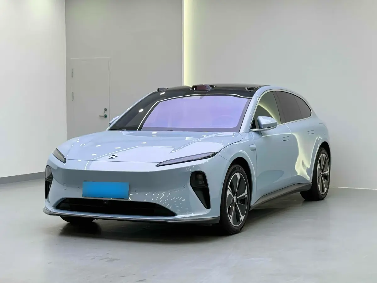 2023 NIO ET5T BEV 75KWH