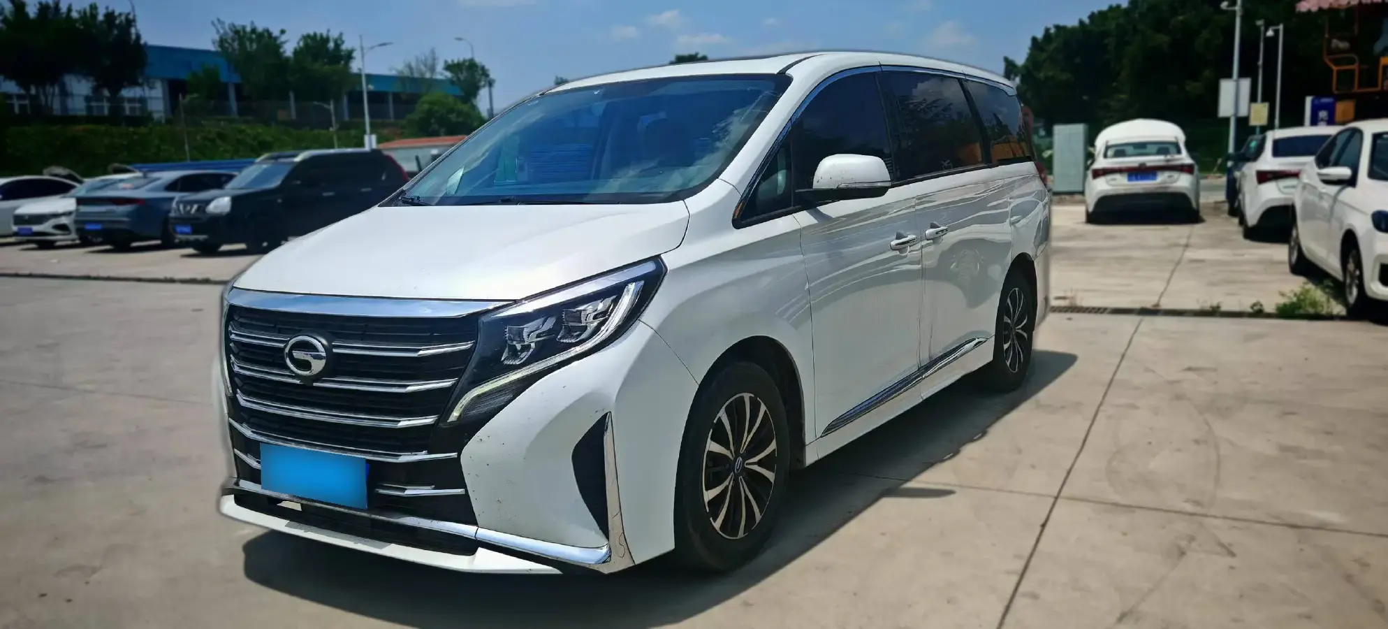 2023 GAC Trumpchi M8 2.0T 252HP L4 8AT